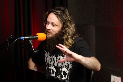 Músico gaúcho Jaydson lança podcast sobre álbum de estreia “Live Fast, Die Old”