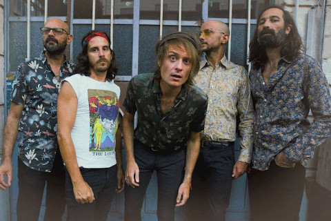 A banda italiana de rock psicodélico MESSINESS apresenta o single sexy e rockeiro 'Previous Life'