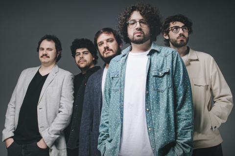 A Olívia anuncia show de lançamento do single “Insustentável” na Casa Rockambole