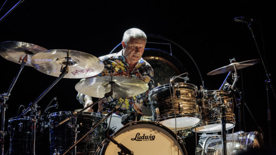 Carl Palmer traz Emerson, Lake & Palmer ao Teatro Bradesco em apresentação única no dia 30