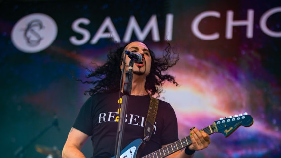 Sami Chohfi volta a Ribeirão Preto com a turnê "Weird Is The Way" ao lado da banda Nice Trip