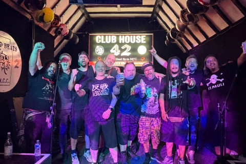 Asfixia Social se prepara para excursionar pelo Brasil com as lendárias bandas punks Los Fastidios e Varukers