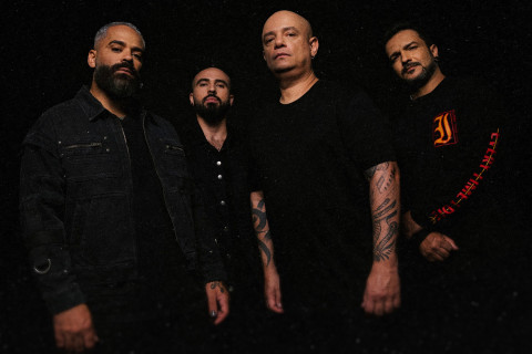 Eminence lança 'Silent March' com participação de Andreas Kisser