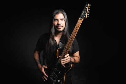 Gustavo Di Padua desmistifica a música instrumental com proposta orgânica e carregada de propósito em seu novo single e videoclipe