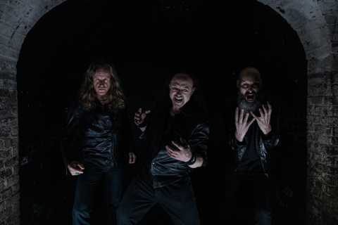 Venom lança novo álbum, "Into Oblivion"