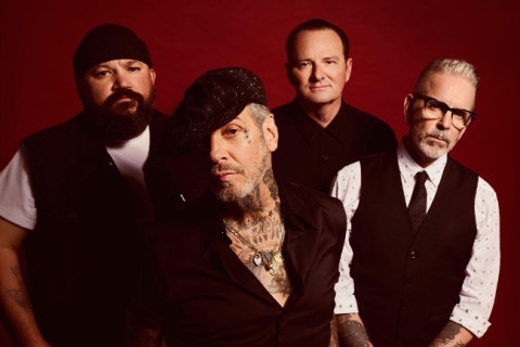 Social Distortion lança o novo álbum, "Born To Kill"