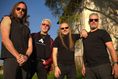 Atakhama apresenta versão de 'Beyond the Realms of Death', do Judas Priest