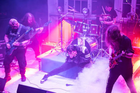A banda finlandesa de black thrash metal BEATRIX lança o primeiro single de seu próximo álbum