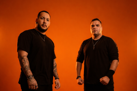 Banda carioca Pirredy mergulha no rock dos anos 2000 em "Violeta", novo single com temática visceral
