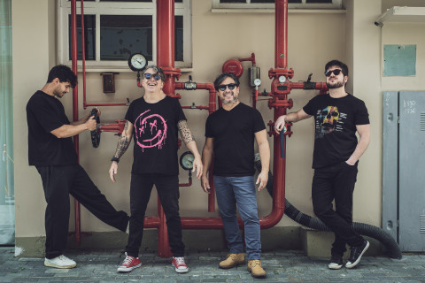 US.4 Celebração por Marcelo Braune lança videoclipe de nova versão do clássico "Tô Indo" comemorando 25 anos de trajetória