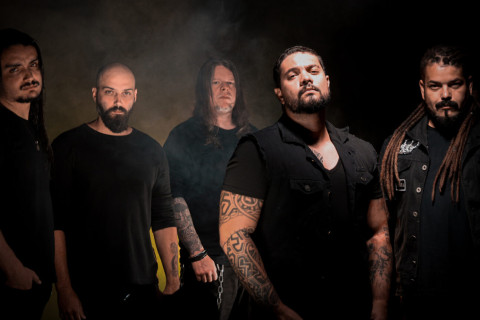 Throw Me To The Wolves faz show com o icônico Possessed nesta quinta