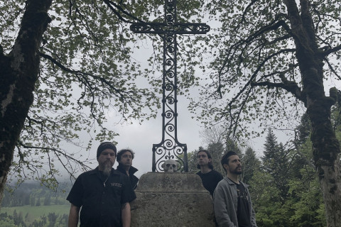 Promoção do álbum: All We Leave Behind (Fra)