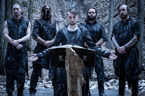 O Flesh Remains lançou seu álbum de estreia.