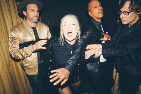 Metric revela novo single, “Crush Forever”