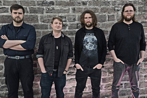 Da tragédia ao renascimento: a banda canadense ALTERSOUL inicia uma nova era com o single repaginado “Abandoned”.