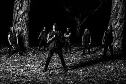 A banda Lumen Ad Mortem, da Austrália do Sul, lançou seu segundo álbum completo, "A Grave Ascent"