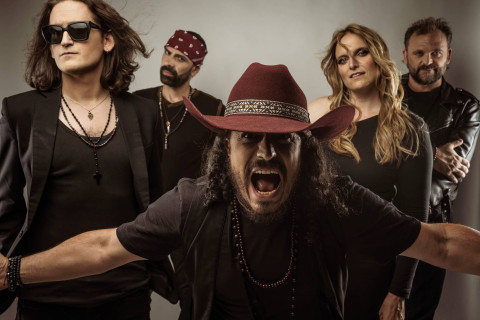 A banda francesa HighWay lança o eletrizante videoclipe "¡BANG BANG!"