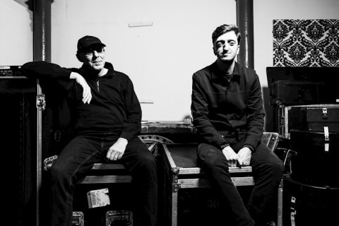 A dupla de Liverpool THE WOOD apresenta o novo EP 'Cold Fire', repleto de soul e com um toque atemporal.