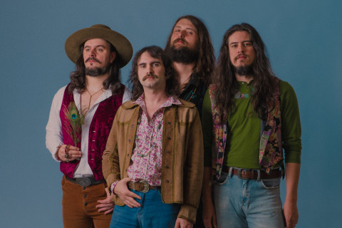 Hurricanes expande seus horizontes no novo e autêntico álbum "Freedom"