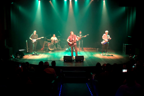 O Trem Mineiro Vai Partir e fará homenagem a Lô Borges, ao Clube da Esquina e aos Maiores Compositores Mineiros no Dolores Club na Lapa