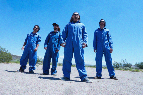 Giant Skunk une grunge, groove metal e ritmos brasileiros no disco "Nice To Meet You"