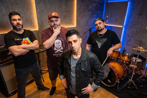 Aditive lança o ábum Algoritmo