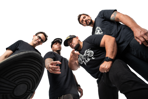 Com agenda cheia em 2026, Raimundos abre turnê do Guns N’ Roses e segue na estrada pelo Brasil