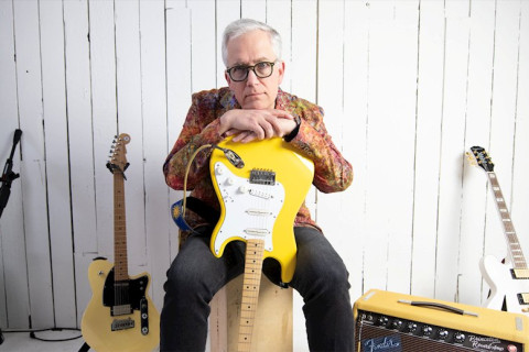 O AudioGust de Seattle luta contra o barulho no novo single "Easier", uma fuga da fadiga das notícias