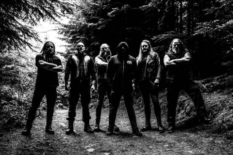 HÉCATE ENTHRONED - O Cadáver de um Titã, Um Lamento Há Muito Enterrado | Black Metal Sinfônico