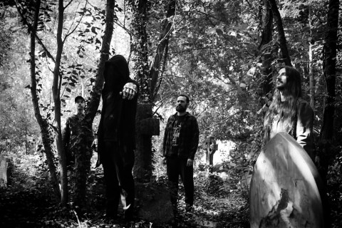 Os psiconautas do funeral doom britânico DROMOS (com membros do Grave Miasma e Final Dose) assinam com a Argonauta Records