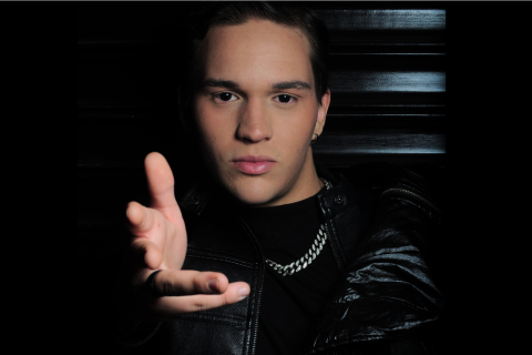 Pedro Vitor estreia EP "Sabe" com influências do rock nacional