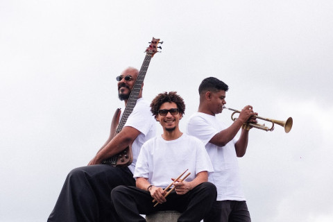 MABI estreia com álbum gravado em imersão criativa em Florianópolis