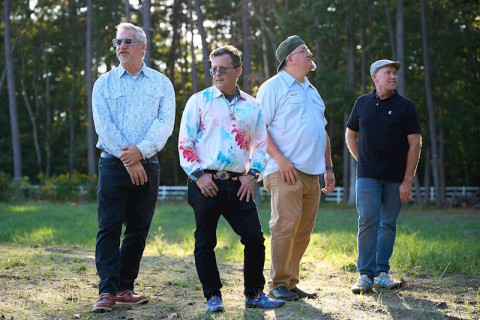 The Melancholy Kings, de Nova Jersey, apresenta "Bitcoin Elegy", anunciando o primeiro álbum em 6 anos