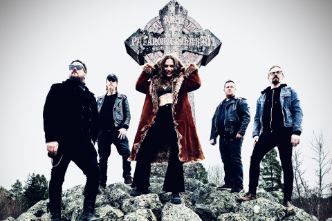 Mandy Manala anuncia novo álbum “Something Wicked” pela Argonauta Records