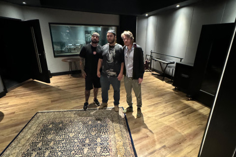 Banda IndNine ganha espaço na Kiss FM Ribeirão Preto com o single “Não Vá Voltar”