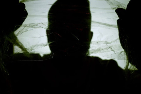 A banda finlandesa de noise rock/rock alternativo MELU247 lançou seu cover de "Breathe", do The Prodigy.
