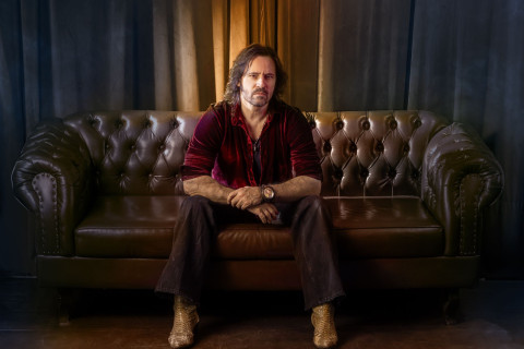 Ivan Busic reafirma sua conexão com o blues em novo álbum