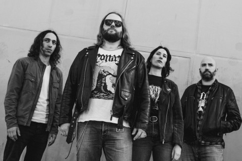 The Smoke Still Rises – Relembre o single "Night of the Blue Smoke" do heavy stoner francês GOATFATHER