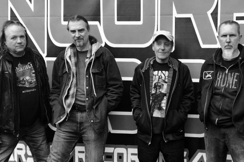 Sons Of Ghidorah: Novo álbum em produção; novo single "Raining Fire" já disponível.