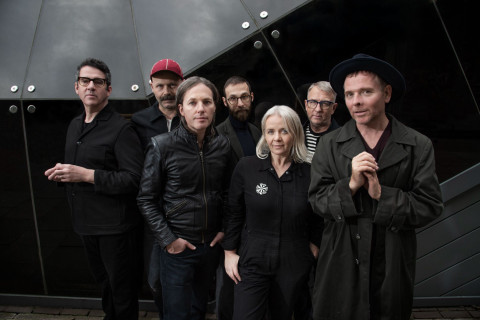 Belle and Sebastian lança o novo single "It Only Takes One Lion"