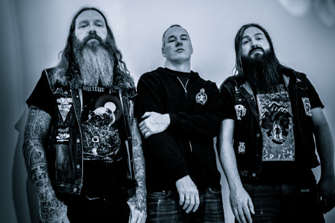 A banda dinamarquesa de sludge/doom DYING HYDRA assina com a Argonauta Records.