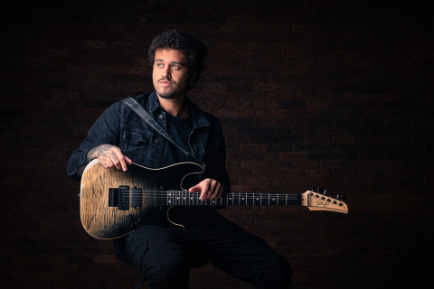 Seizi Guitars disponibiliza modelo signature do guitarrista Luiz Rodrigues