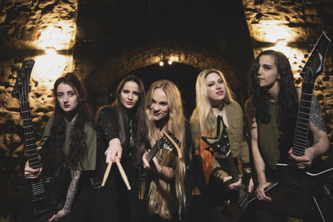 Nervosa anuncia turnê norte-americana com 37 shows pelos Estados Unidos e Canadá